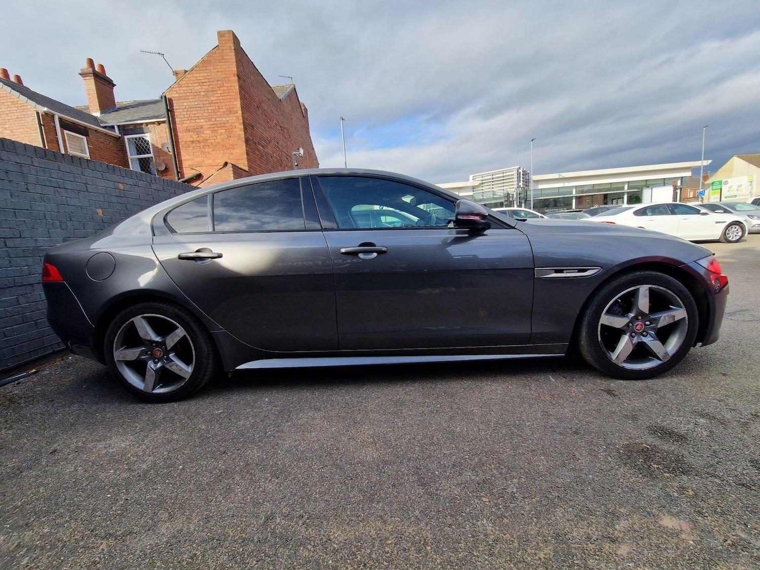Used Jaguar XE for sale - 77671939: Photo 7