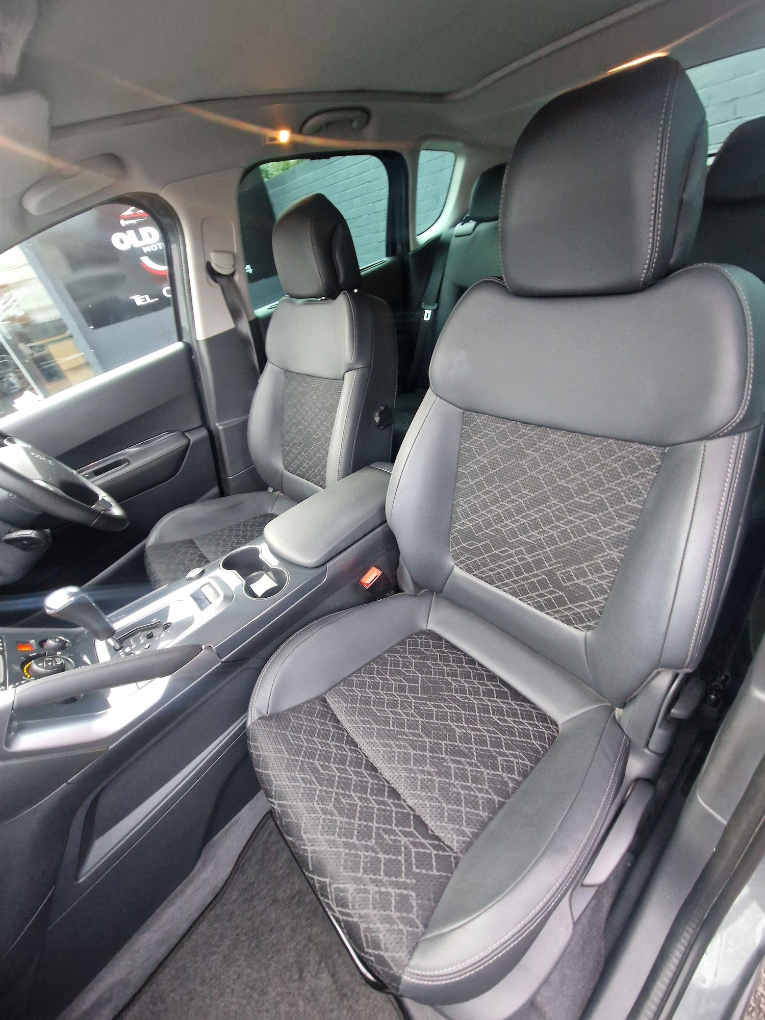 Used Peugeot 3008 2016 for sale - 77190769: Photo 37