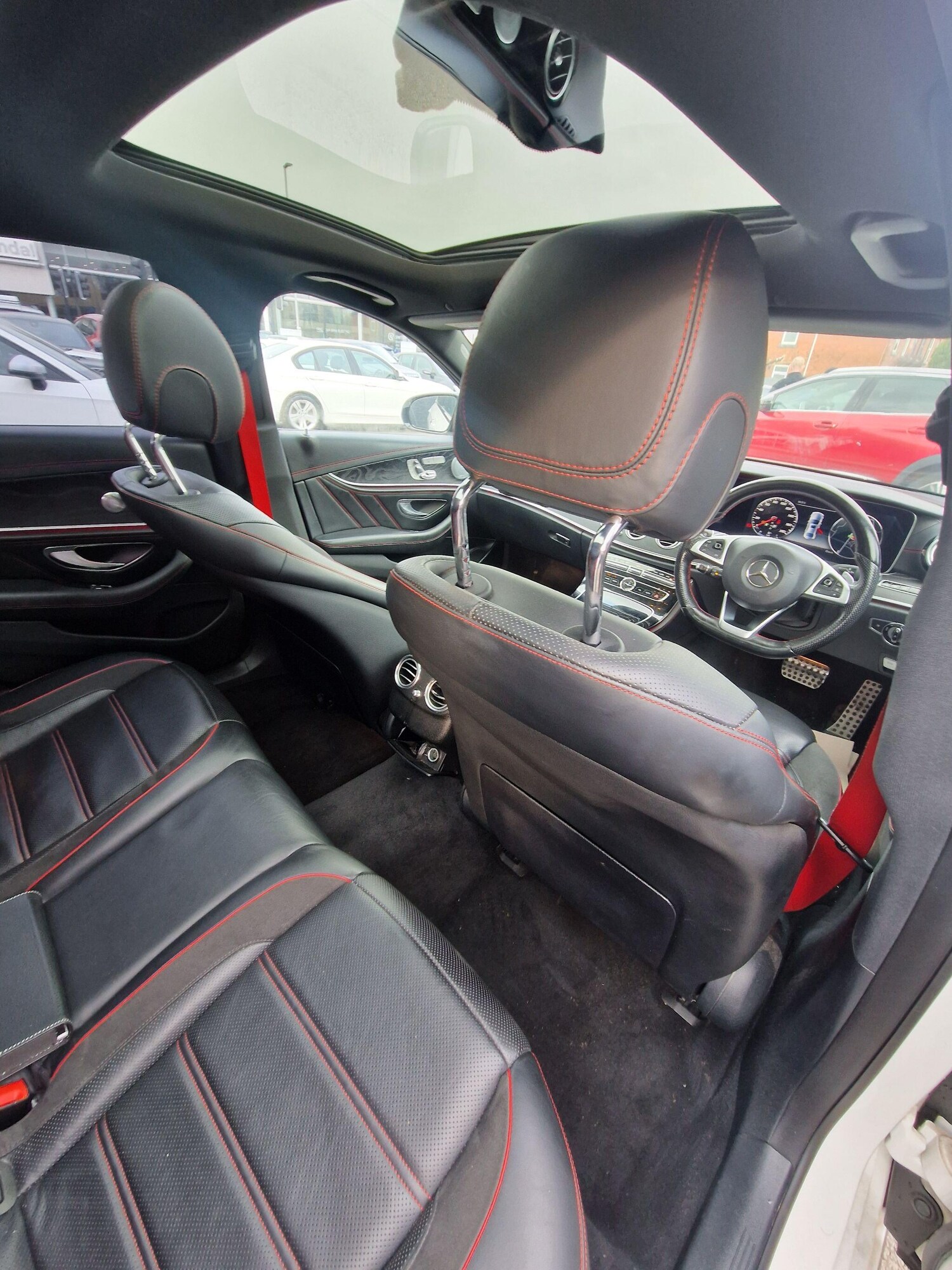 Used Mercedes-Benz E Class for sale - 77807637: Photo 35