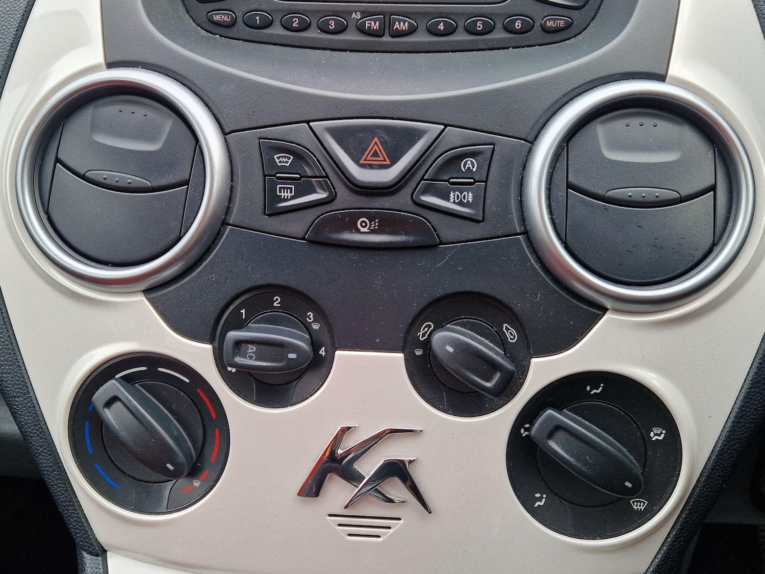 Used Ford Ka 2016 for sale - 77155528: Photo 42