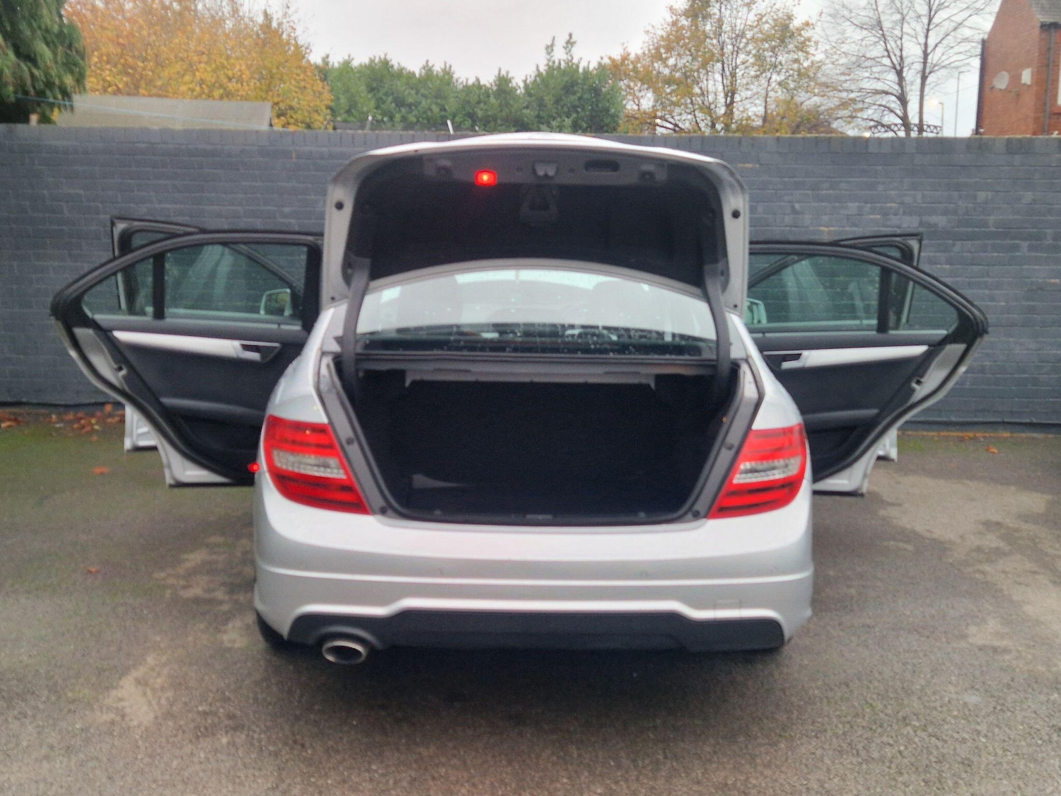 Used Mercedes-Benz C Class 2011 for sale - 76781820: Photo 18