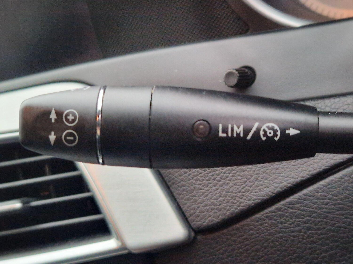 Used Mercedes-Benz C Class 2011 for sale - 76781820: Photo 43