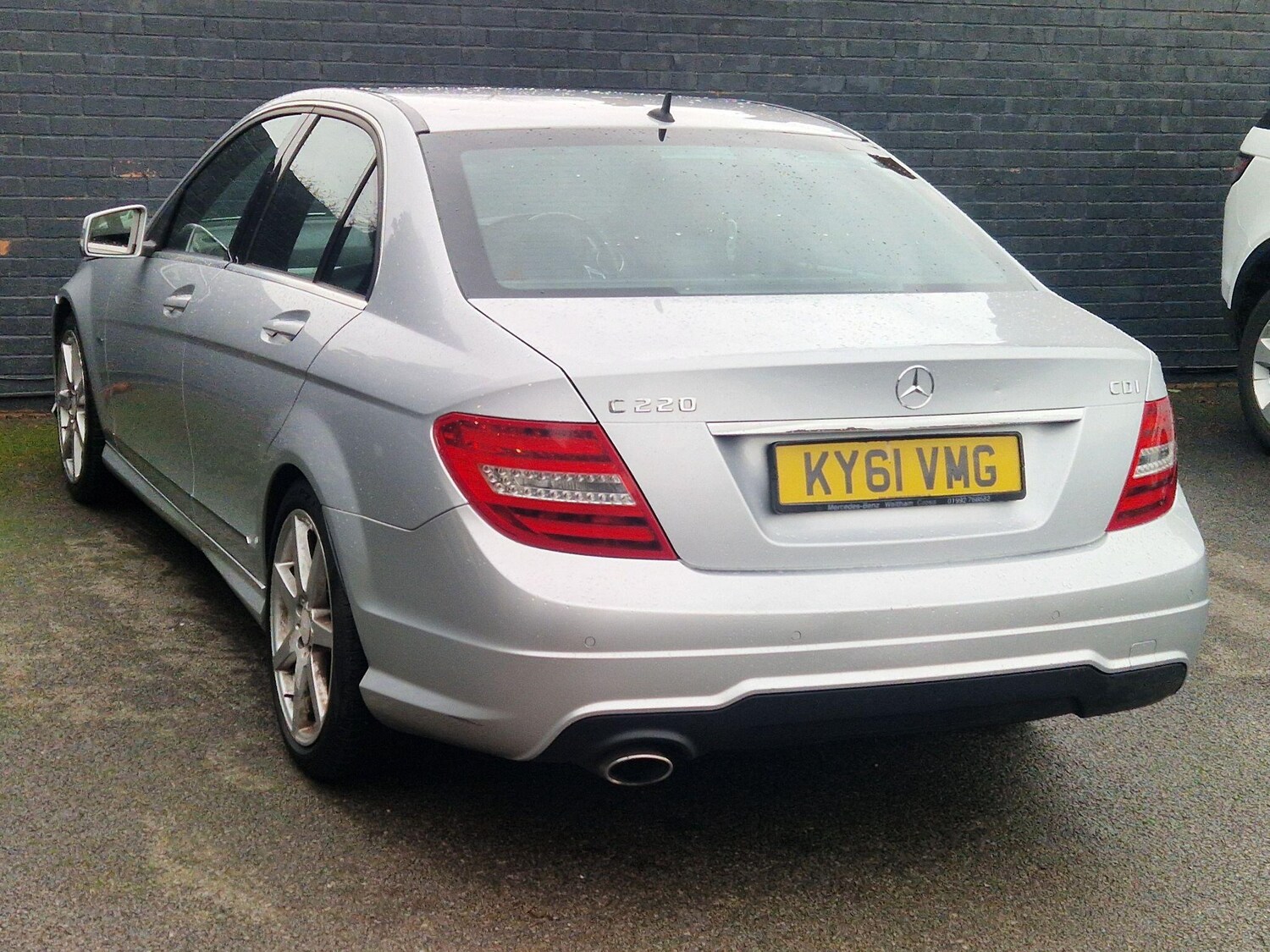 Used Mercedes-Benz C Class 2011 for sale - 76781820: Photo 8