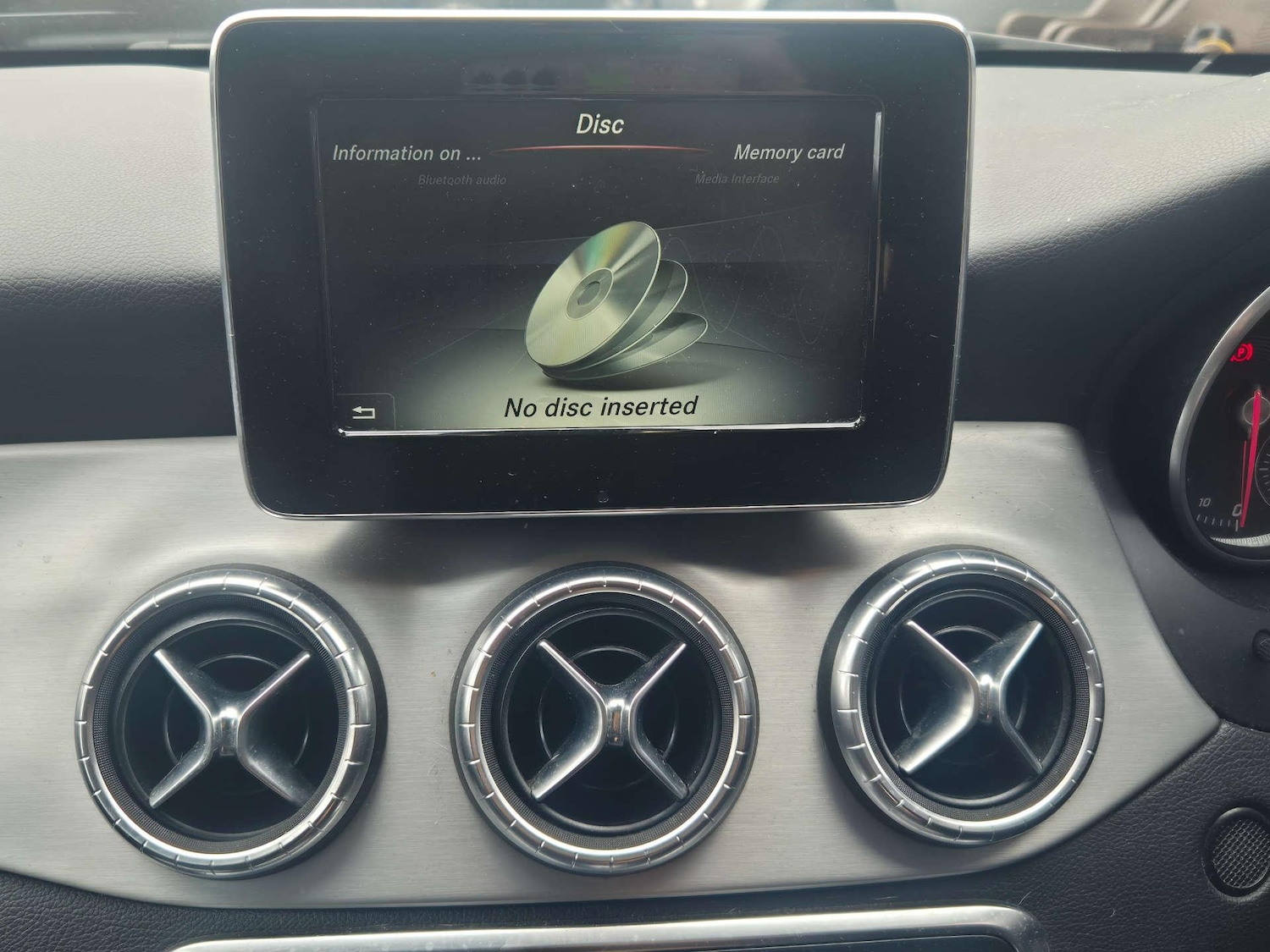 Used Mercedes-Benz CLA 2017 for sale - 76781933: Photo 46