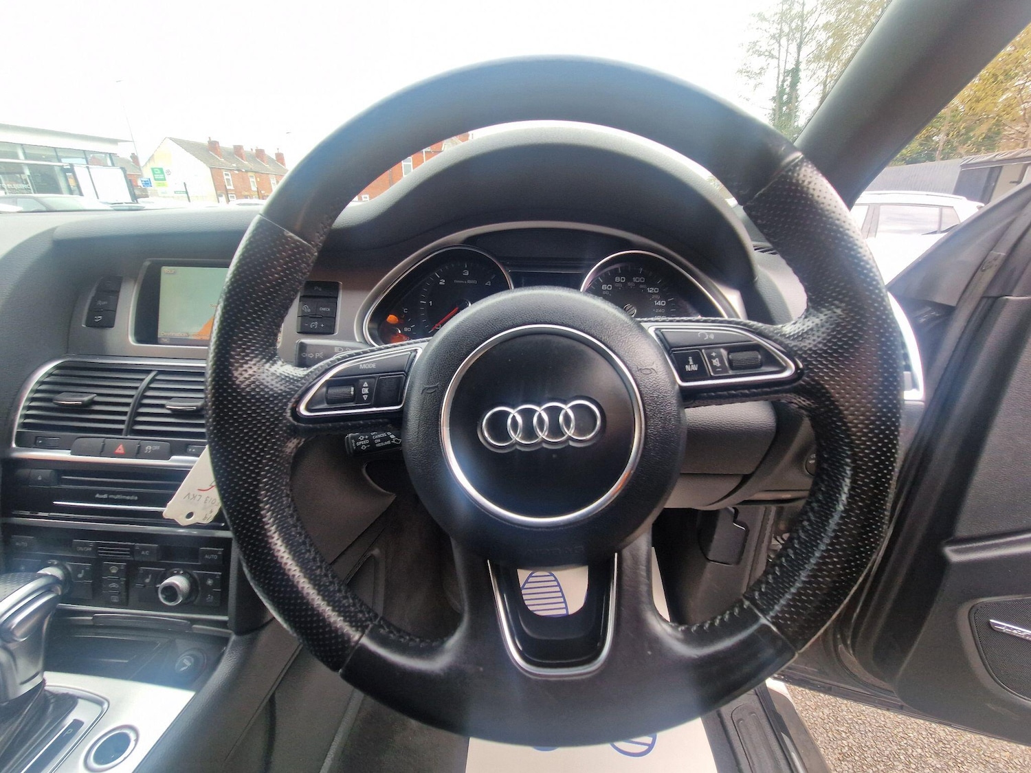 Used Audi Q7 2013 for sale - 77683810: Photo 47