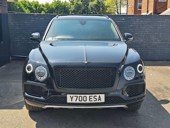 Used Bentley Bentayga 2018 for sale - 79248007: Photo