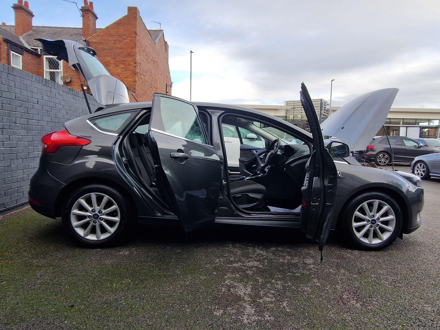 Used Ford Focus 2015 for sale - 76781942: Photo 18