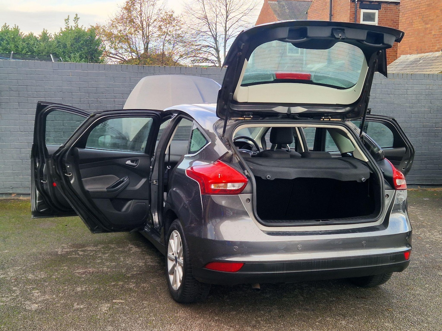 Used Ford Focus 2015 for sale - 76781942: Photo 19