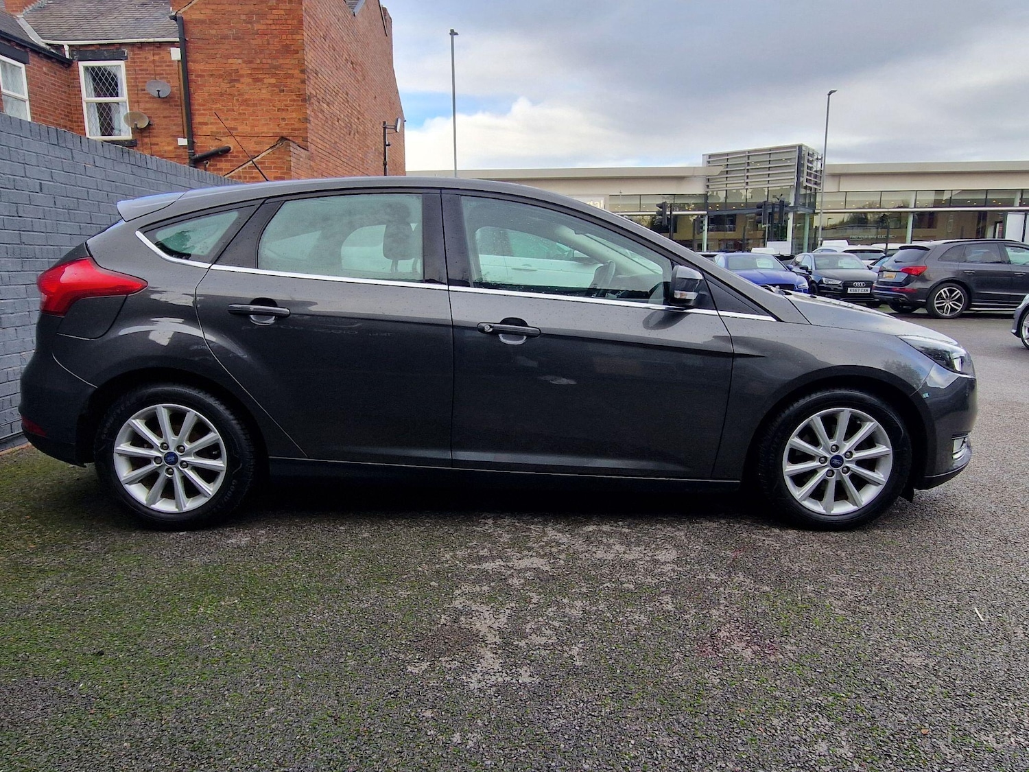 Used Ford Focus 2015 for sale - 76781942: Photo 7
