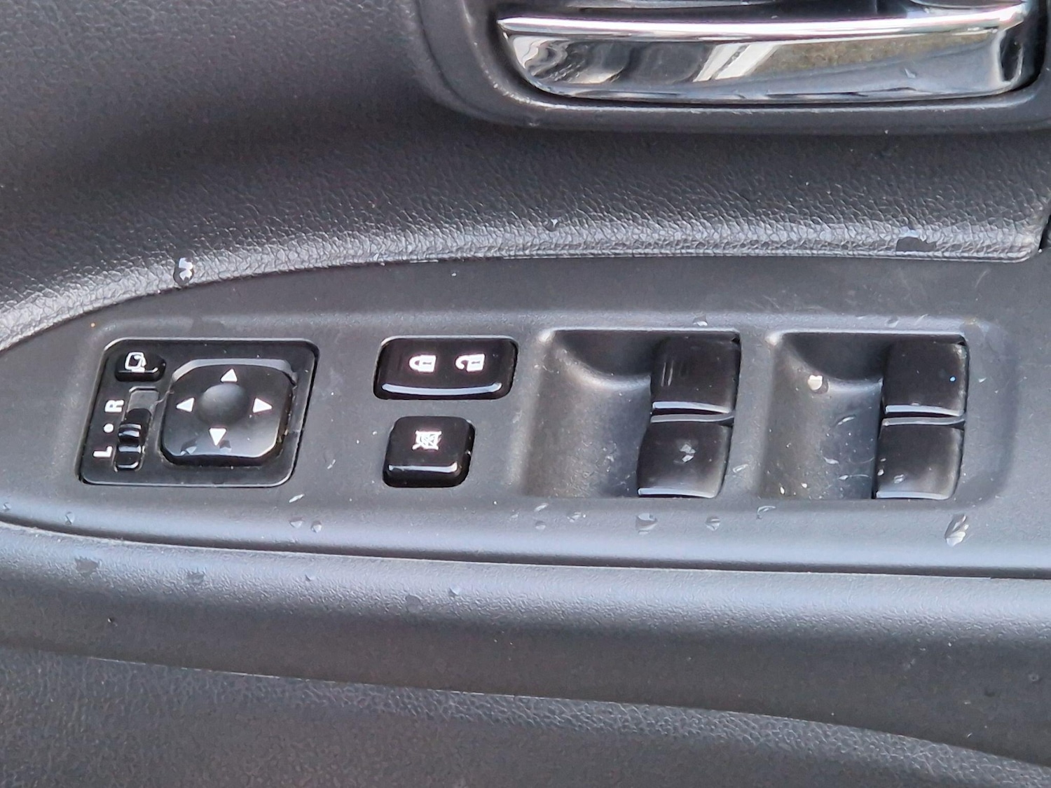 Used Mitsubishi Outlander for sale - 77215540: Photo 34