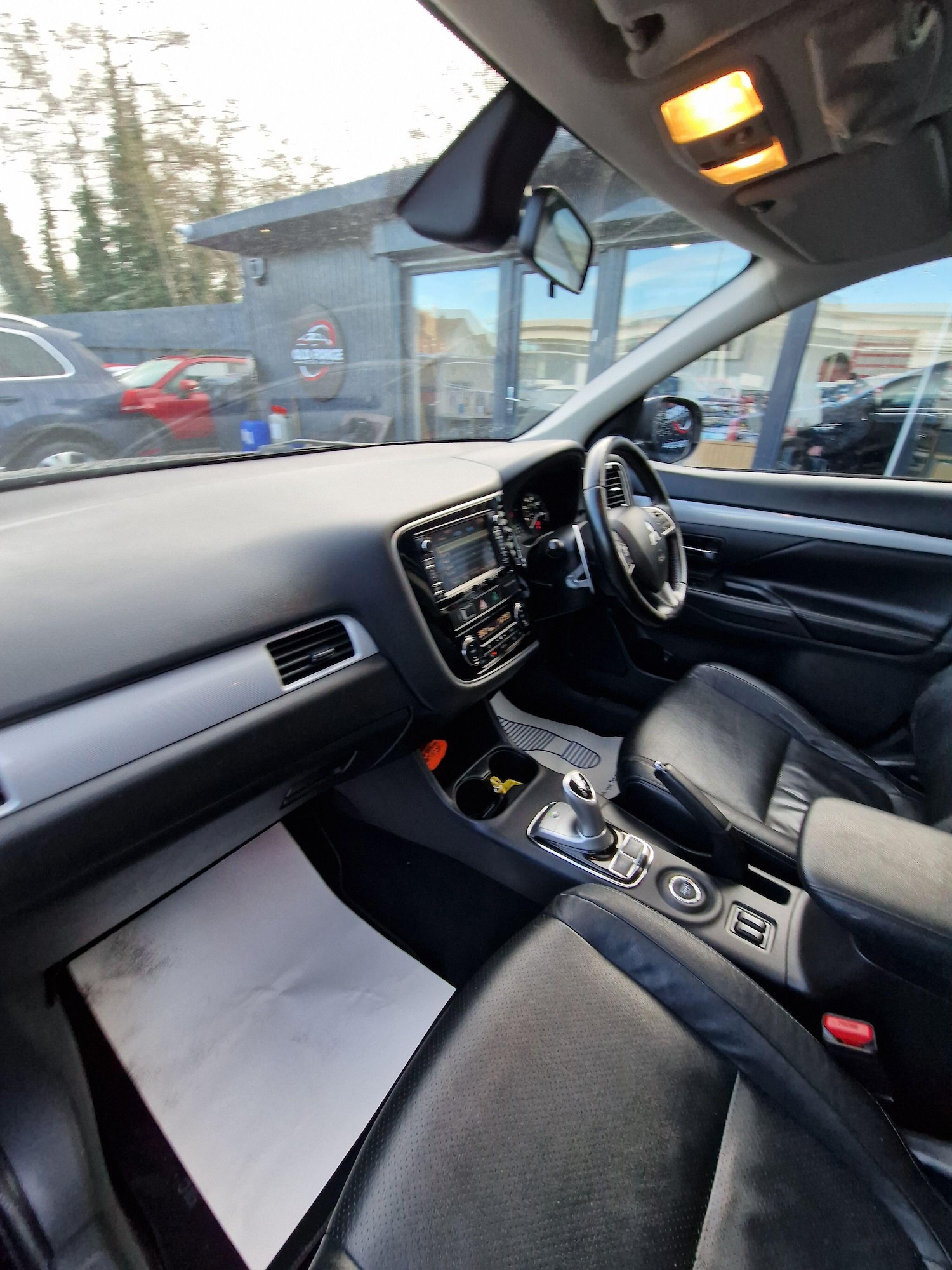 Used Mitsubishi Outlander for sale - 77215540: Photo 39