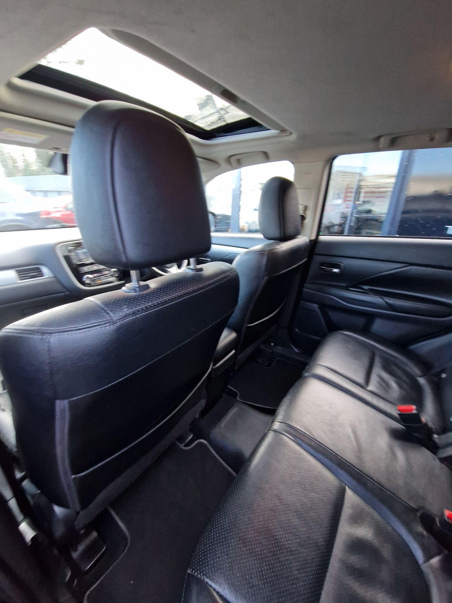 Used Mitsubishi Outlander for sale - 77215540: Photo 42