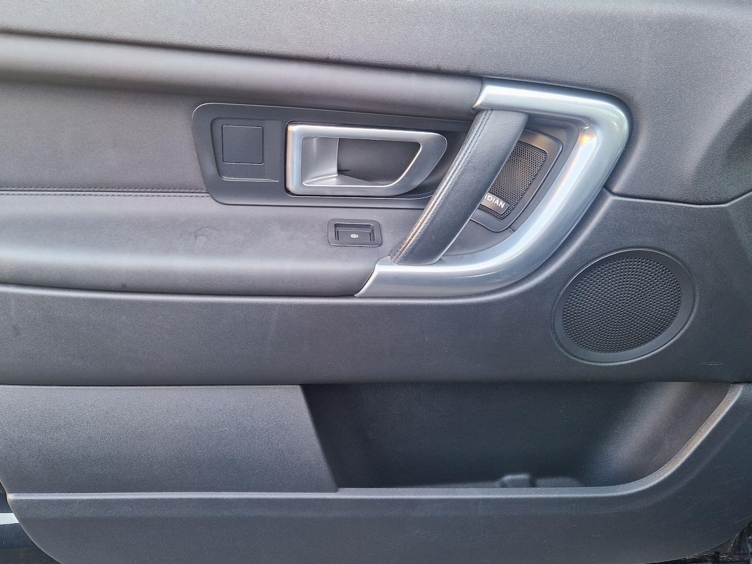 Used Land Rover Discovery Sport 2019 for sale - 77255479: Photo 38