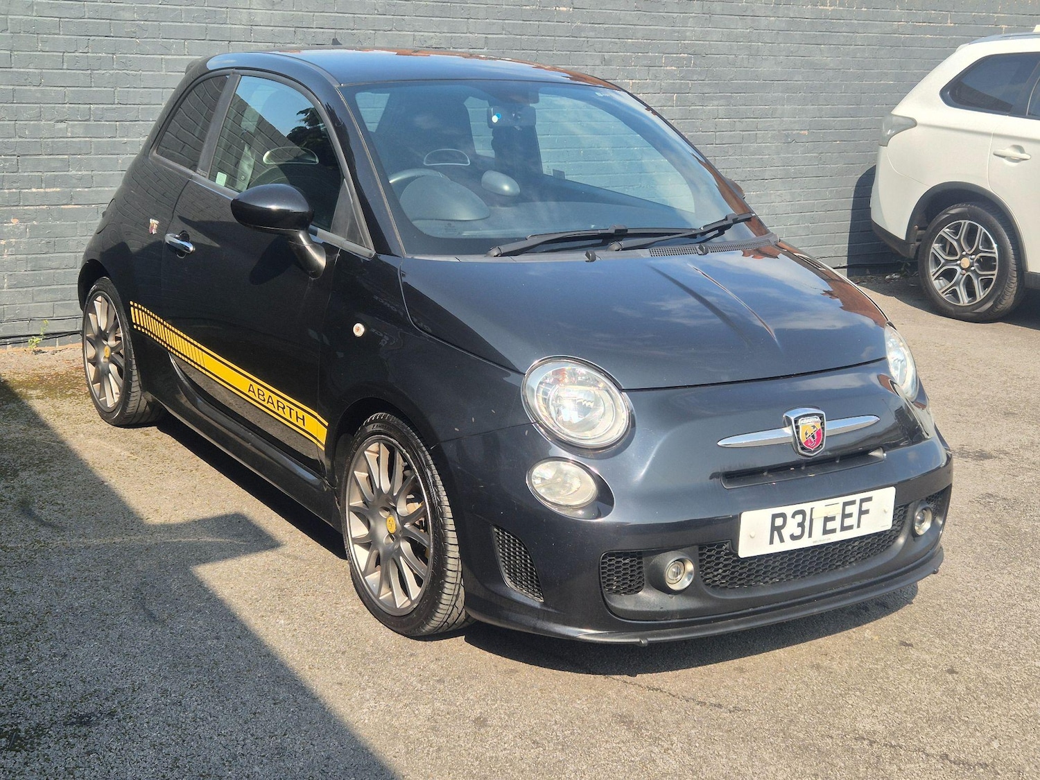 Used Abarth 595 2015 for sale - 76781179: Photo 4