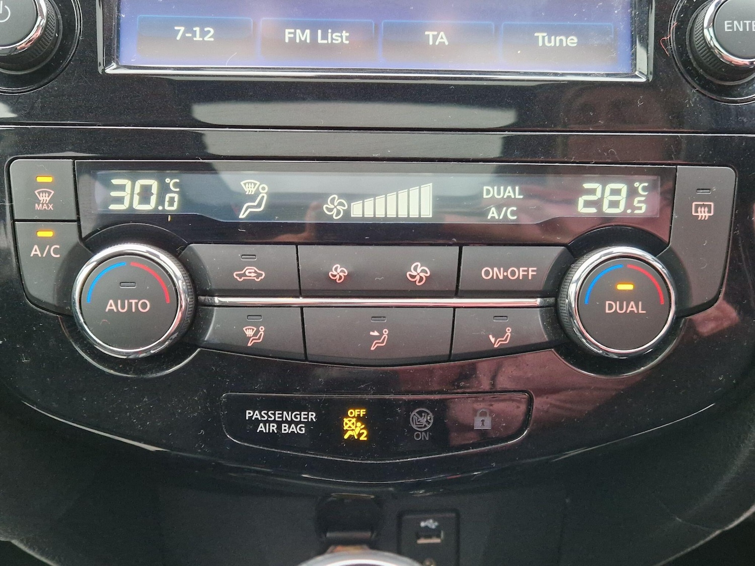 Used Nissan X-Trail 2018 for sale - 77331310: Photo 50