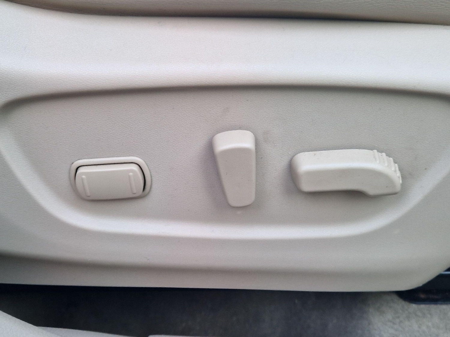 Used Nissan X-Trail for sale - 77016104: Photo 31