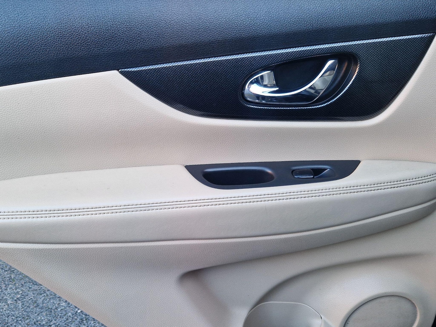 Used Nissan X-Trail for sale - 77016104: Photo 42