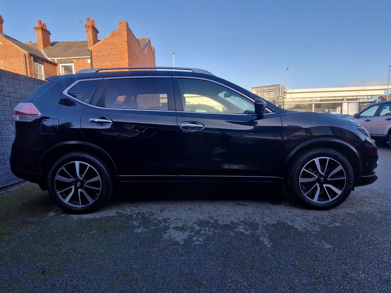 Used Nissan X-Trail for sale - 77016104: Photo 7