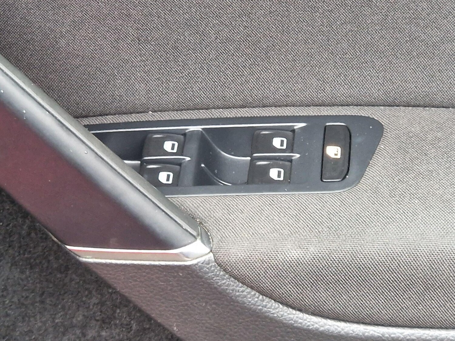 Used Volkswagen Golf 2014 for sale - 76781196: Photo 32