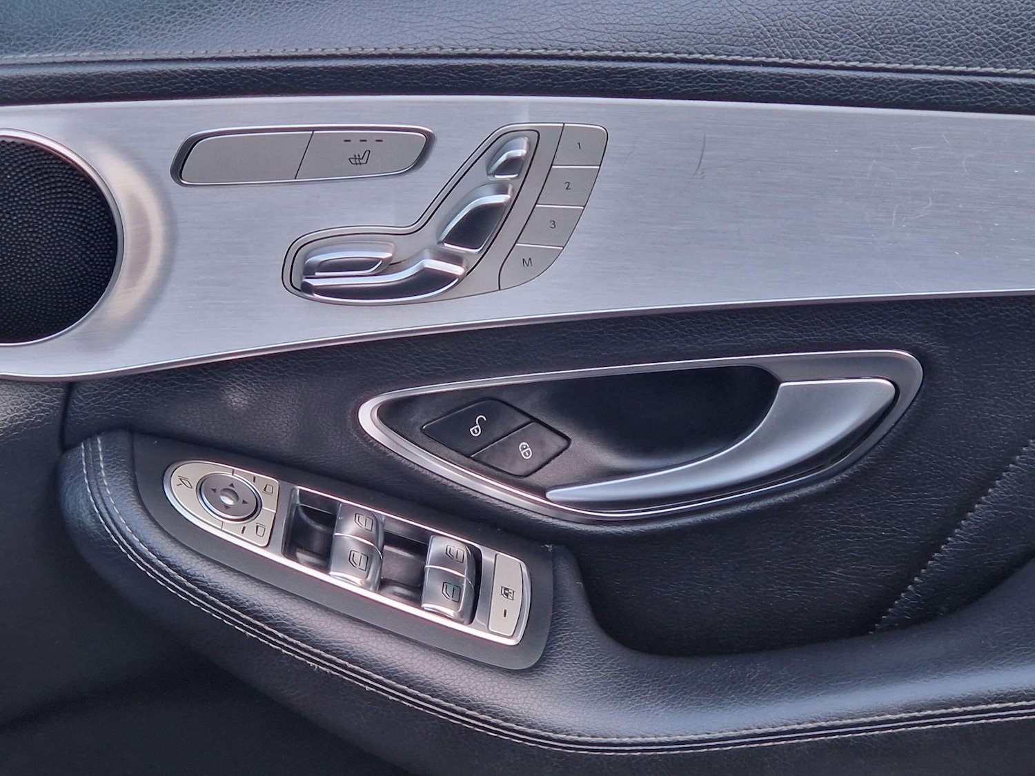 Used Mercedes-Benz C Class 2014 for sale - 77550321: Photo 32