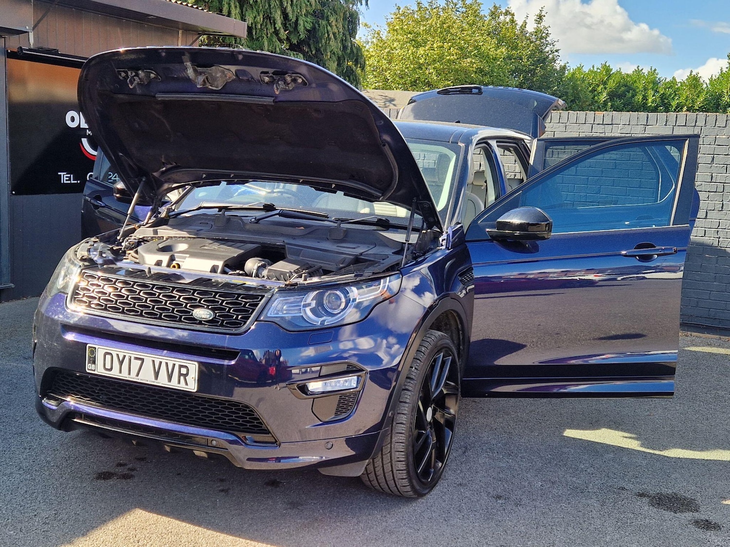 Used Land Rover Discovery Sport 2017 for sale - 76781911: Photo 14