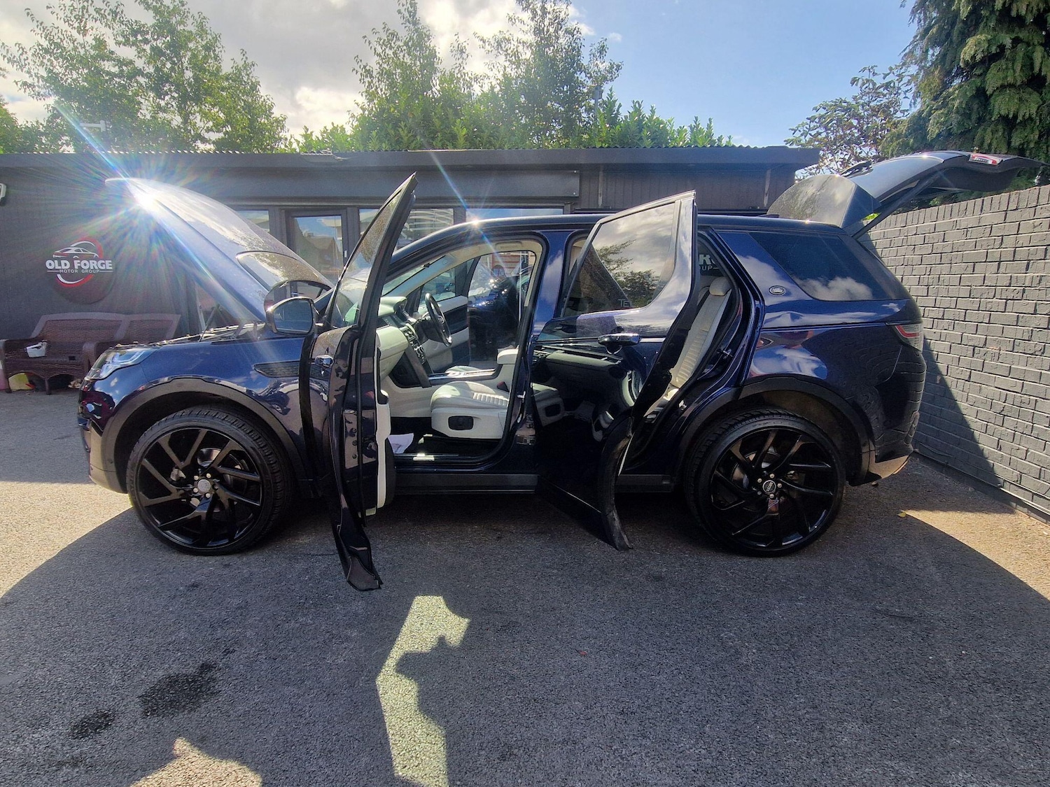 Used Land Rover Discovery Sport 2017 for sale - 76781911: Photo 15