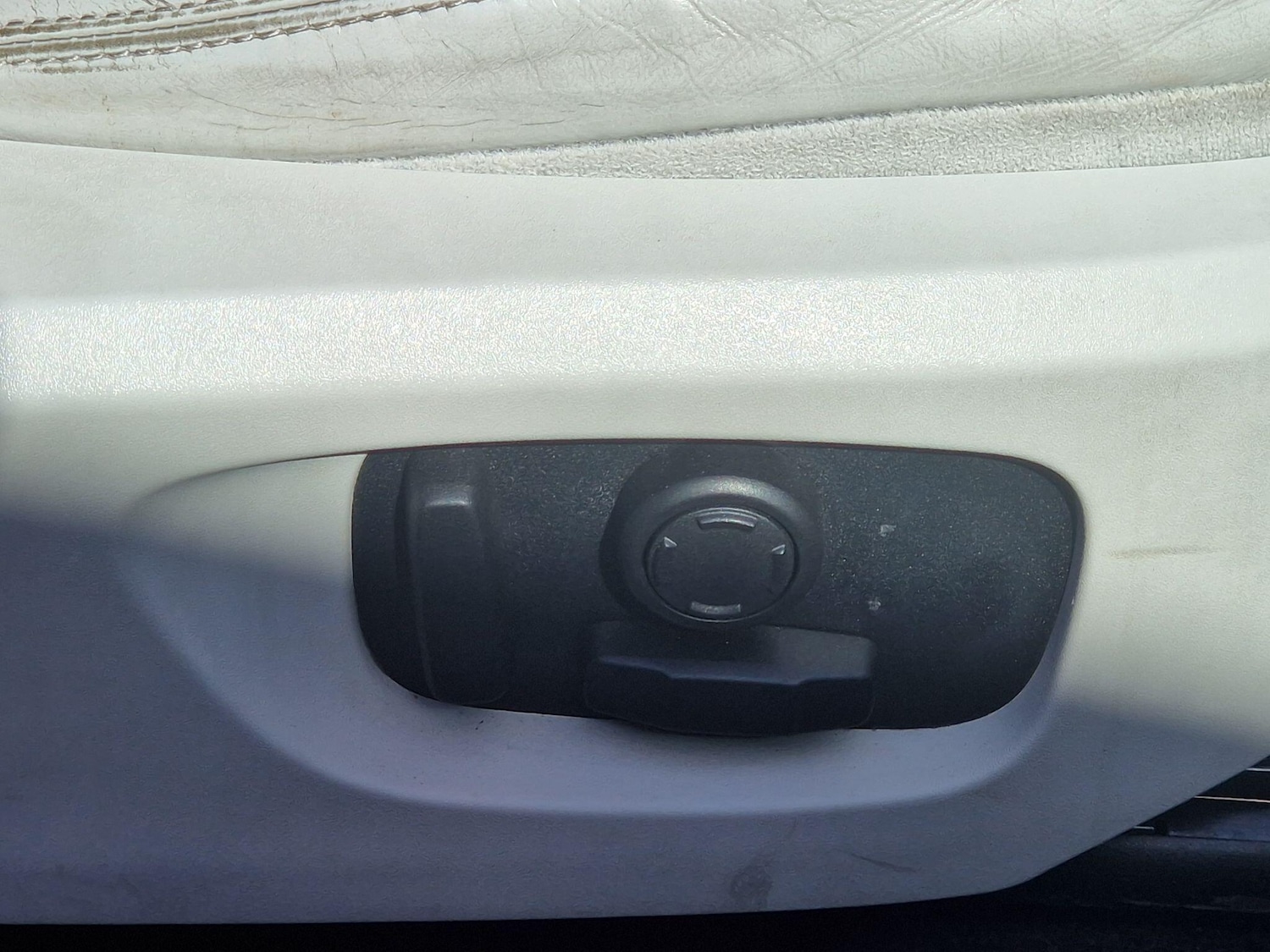 Used Land Rover Discovery Sport 2017 for sale - 76781911: Photo 30