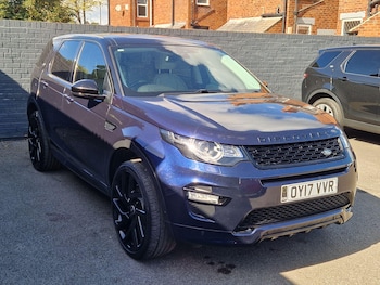 Used Land Rover Discovery Sport 2017 for sale - 76781911: Photo