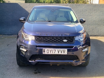 Used Land Rover Discovery Sport 2017 for sale - 76781911: Photo
