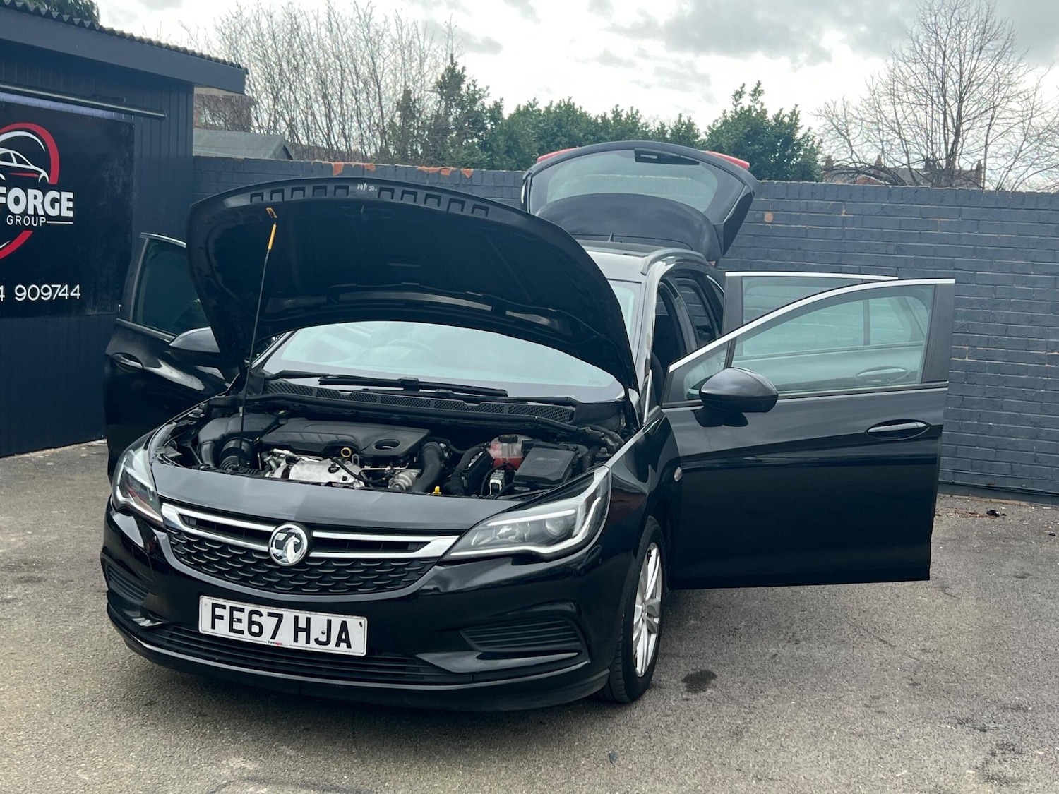 Used Vauxhall Astra 2017 for sale - 77854129: Photo 14