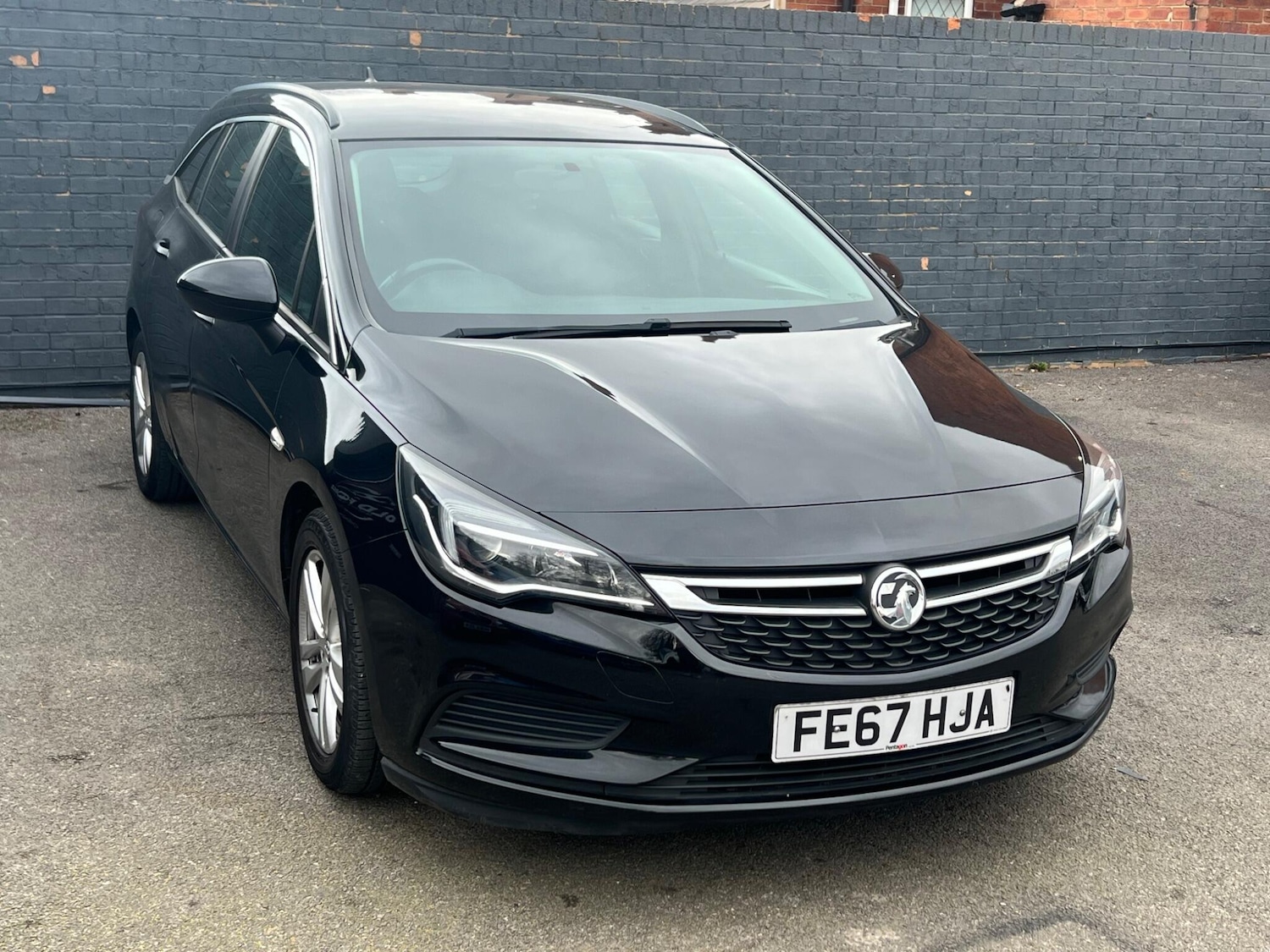 Used Vauxhall Astra 2017 for sale - 77854129: Photo 3