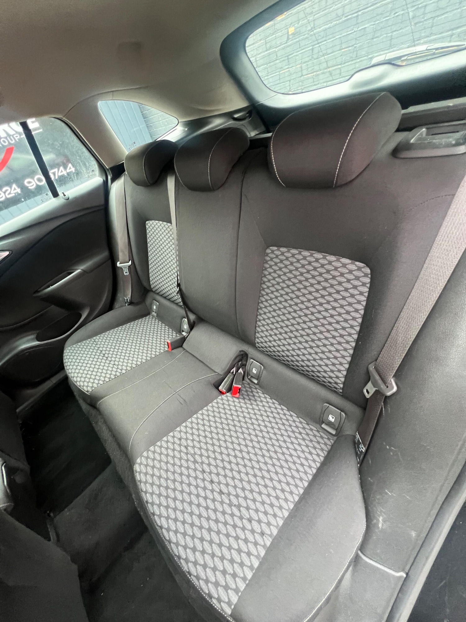 Used Vauxhall Astra 2017 for sale - 77854129: Photo 39