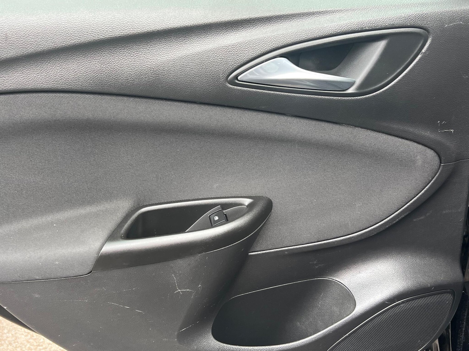 Used Vauxhall Astra 2017 for sale - 77854129: Photo 40