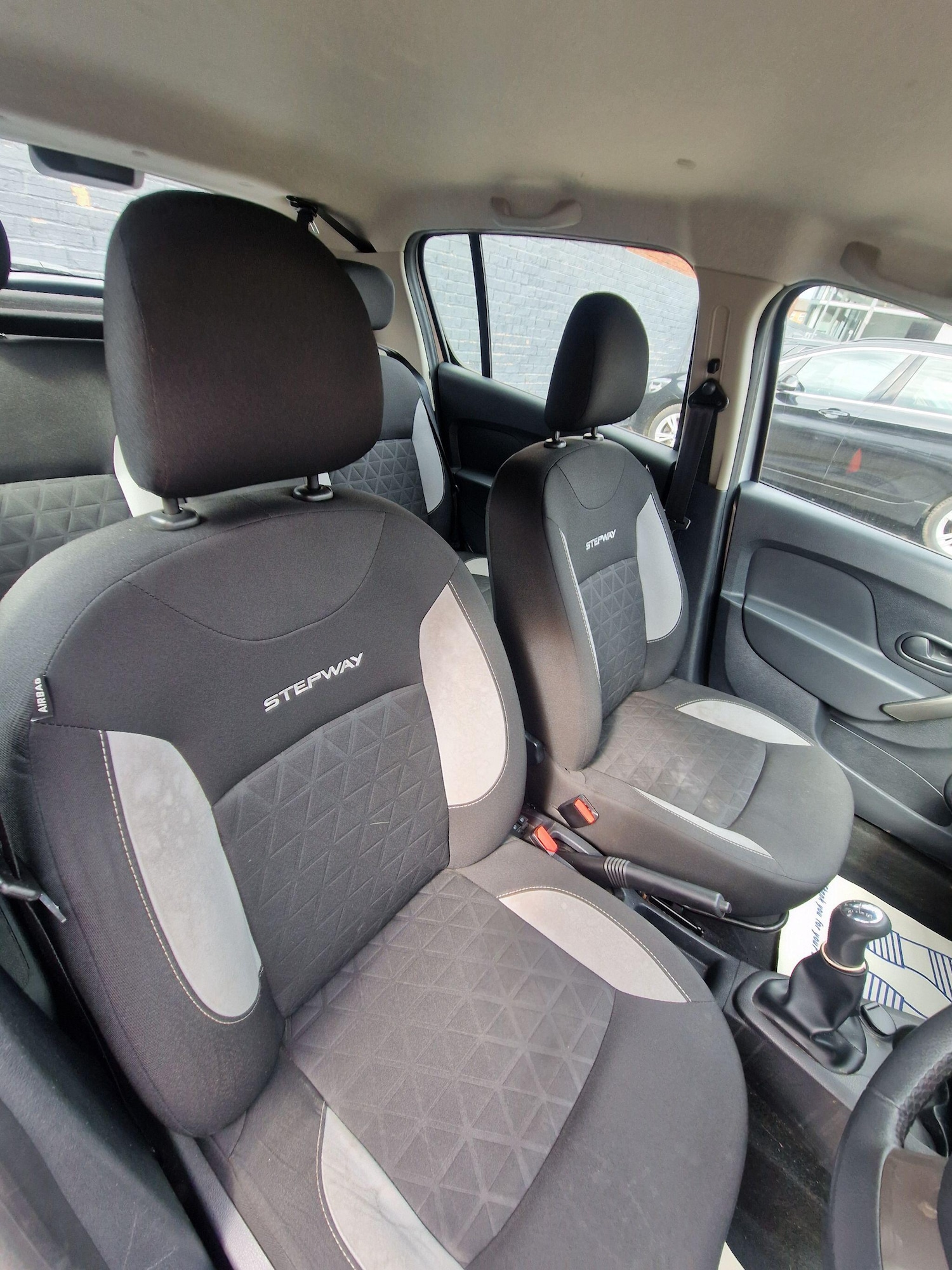 Used Dacia Sandero Stepway for sale - 78136284: Photo 28