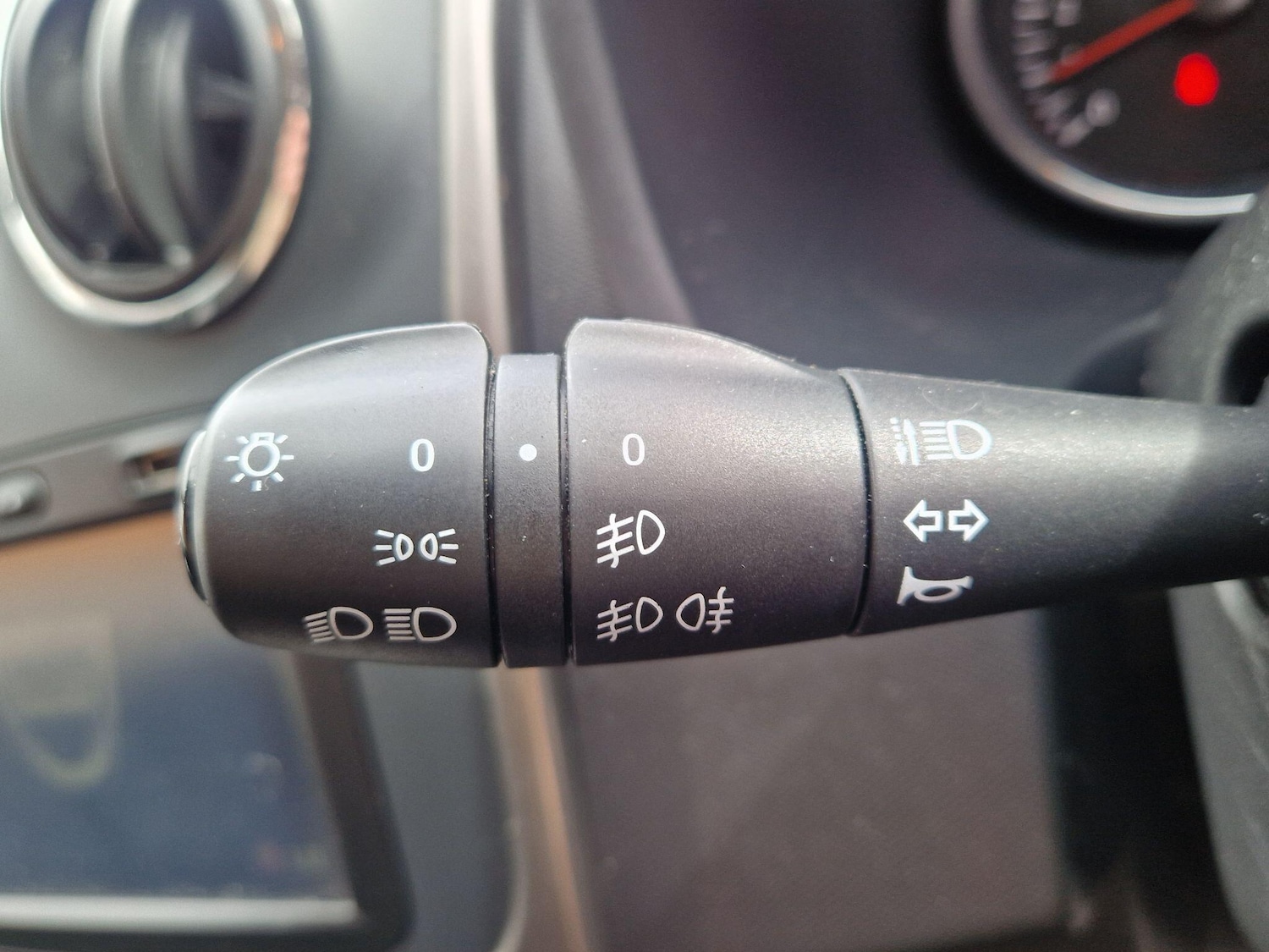 Used Dacia Sandero Stepway for sale - 78136284: Photo 43