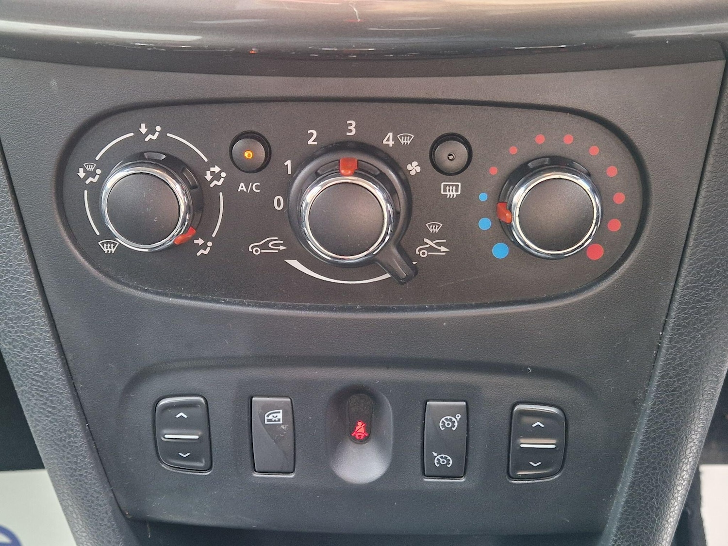 Used Dacia Sandero Stepway for sale - 78136284: Photo 49