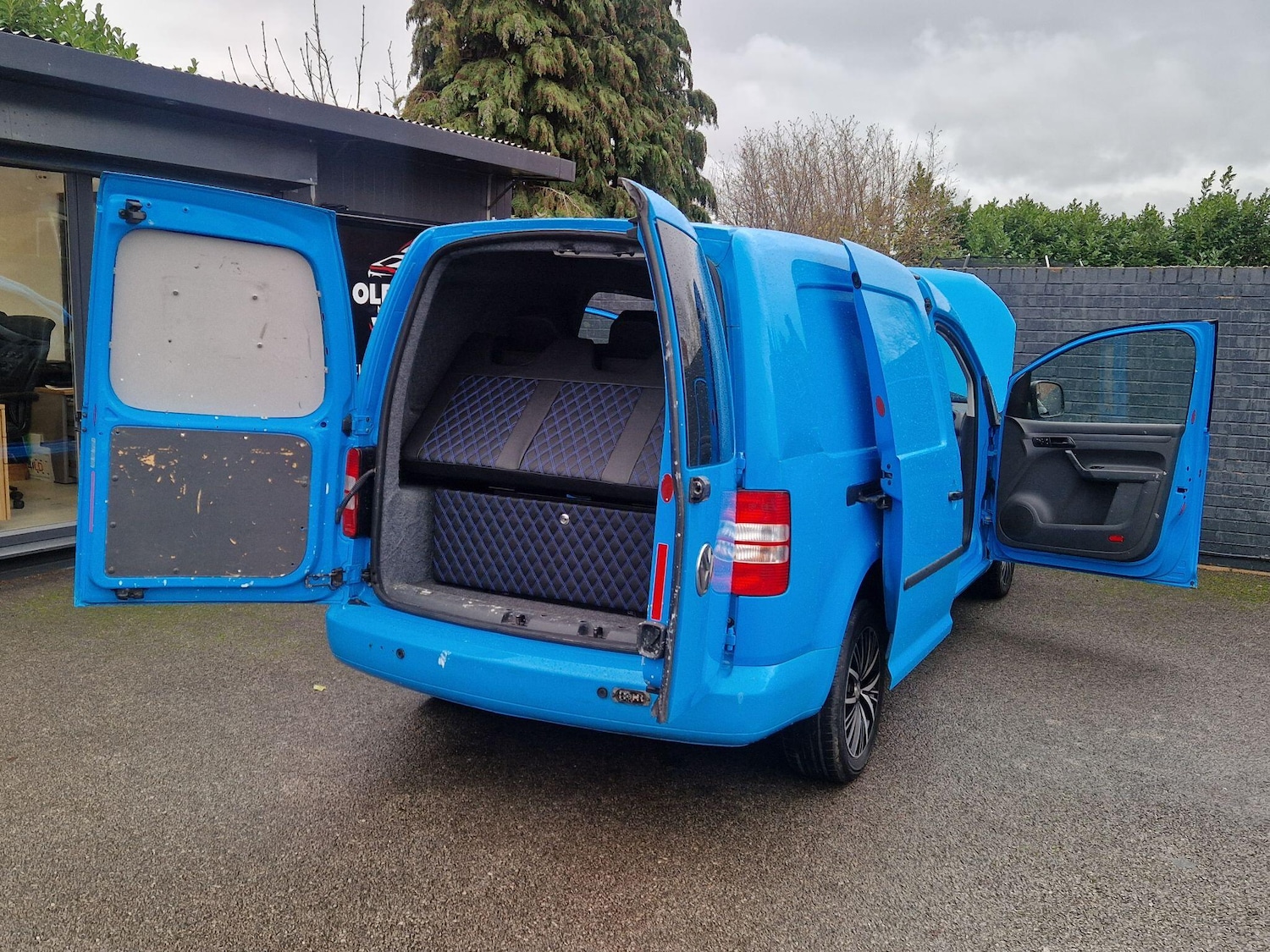 Used Volkswagen Caddy Maxi 2011 for sale - 76824006: Photo 21