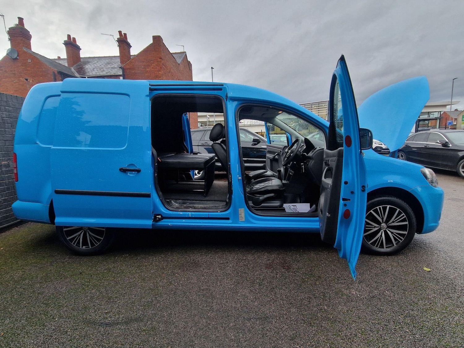Used Volkswagen Caddy Maxi 2011 for sale - 76824006: Photo 22