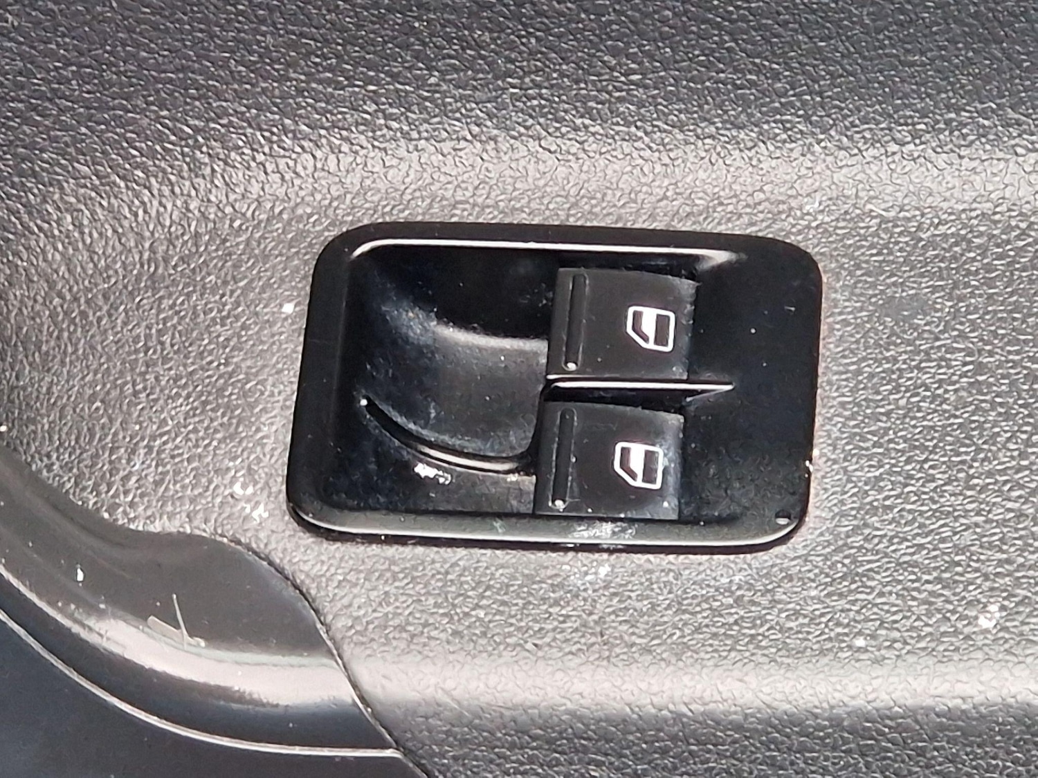 Used Volkswagen Caddy Maxi 2011 for sale - 76824006: Photo 30