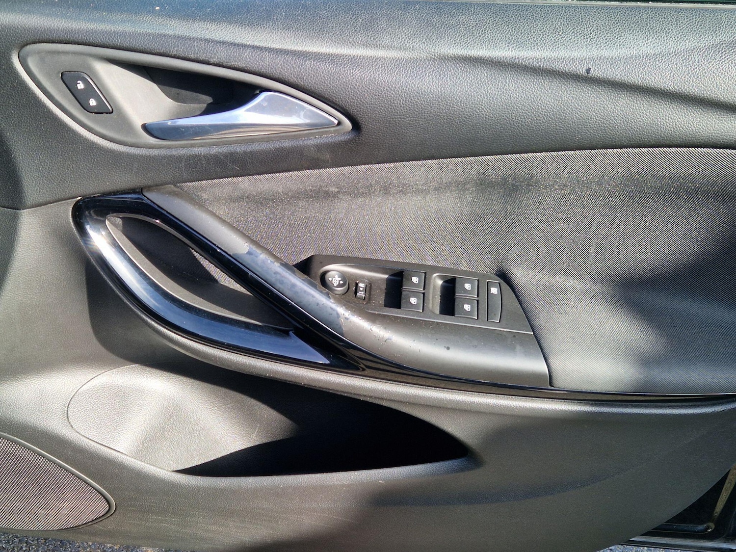 Used Vauxhall Astra for sale - 78136404: Photo 31