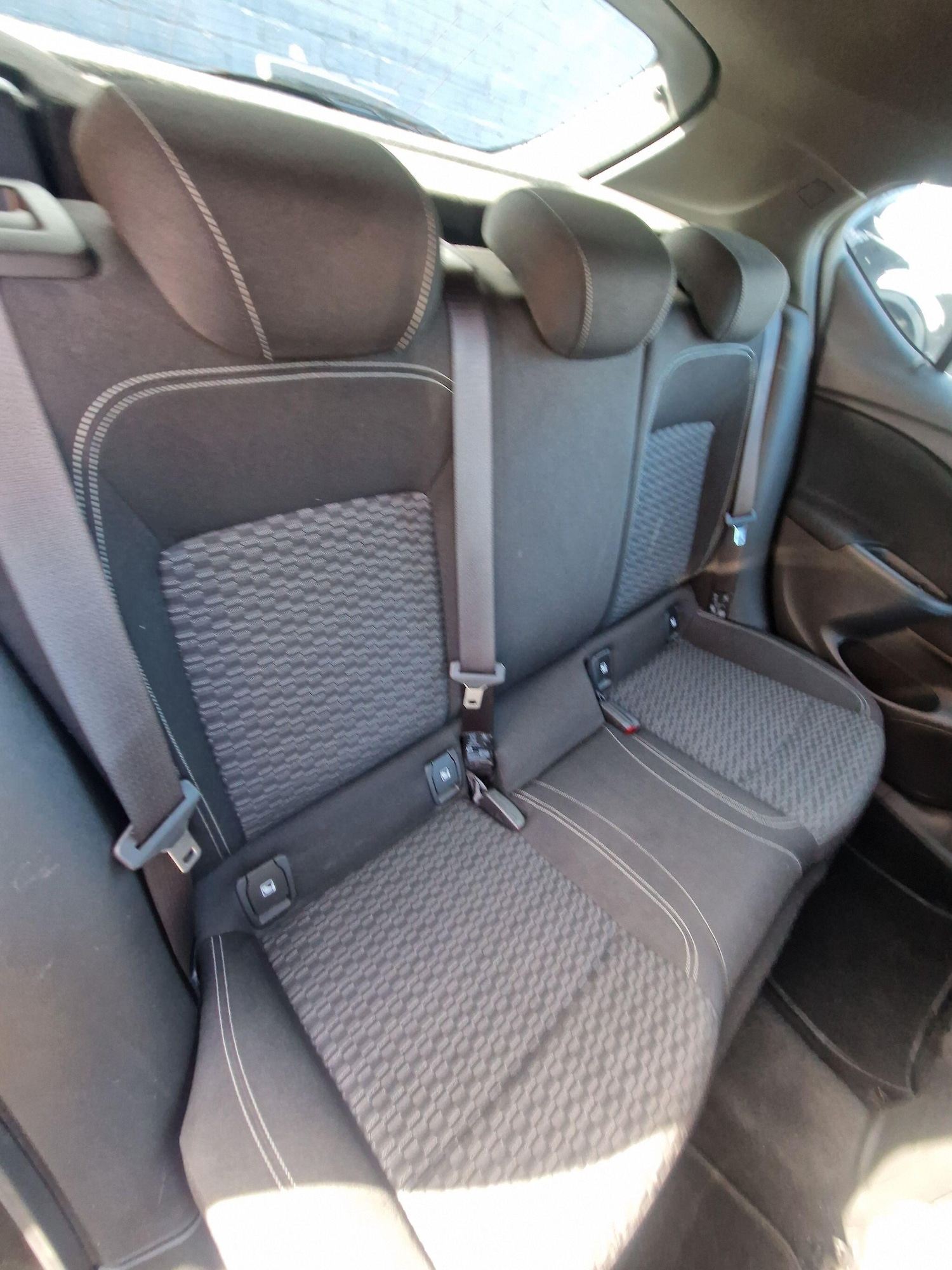 Used Vauxhall Astra for sale - 78136404: Photo 34