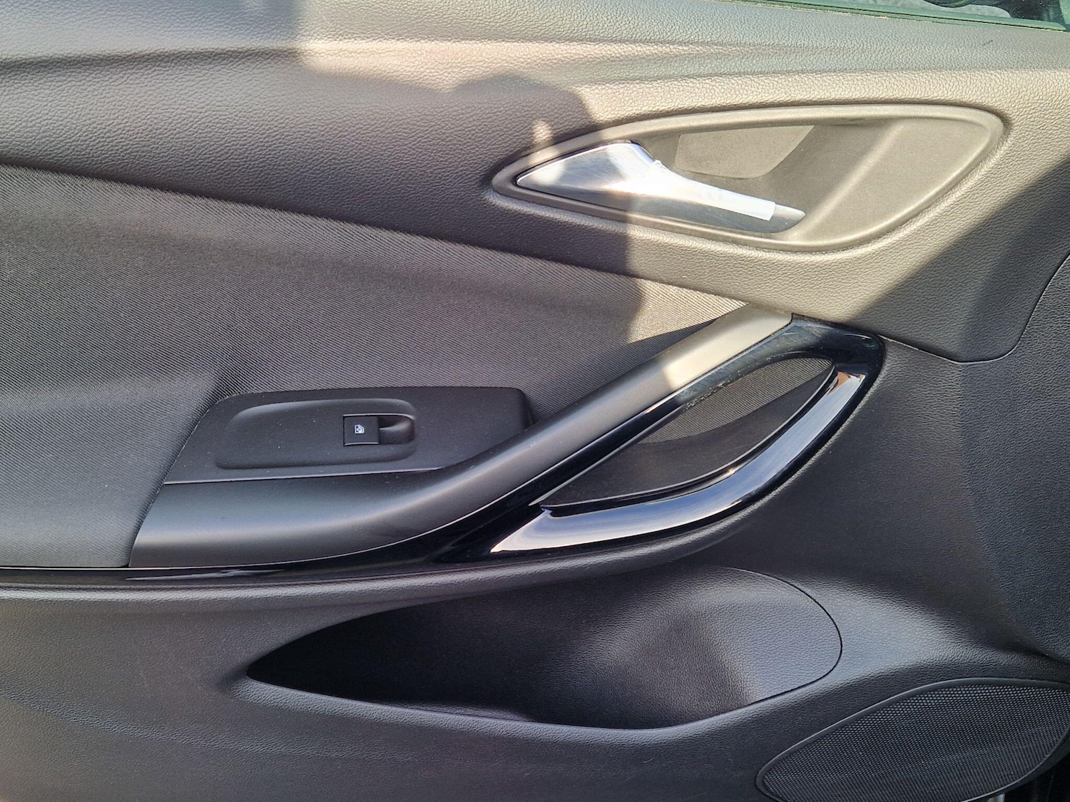 Used Vauxhall Astra for sale - 78136404: Photo 38