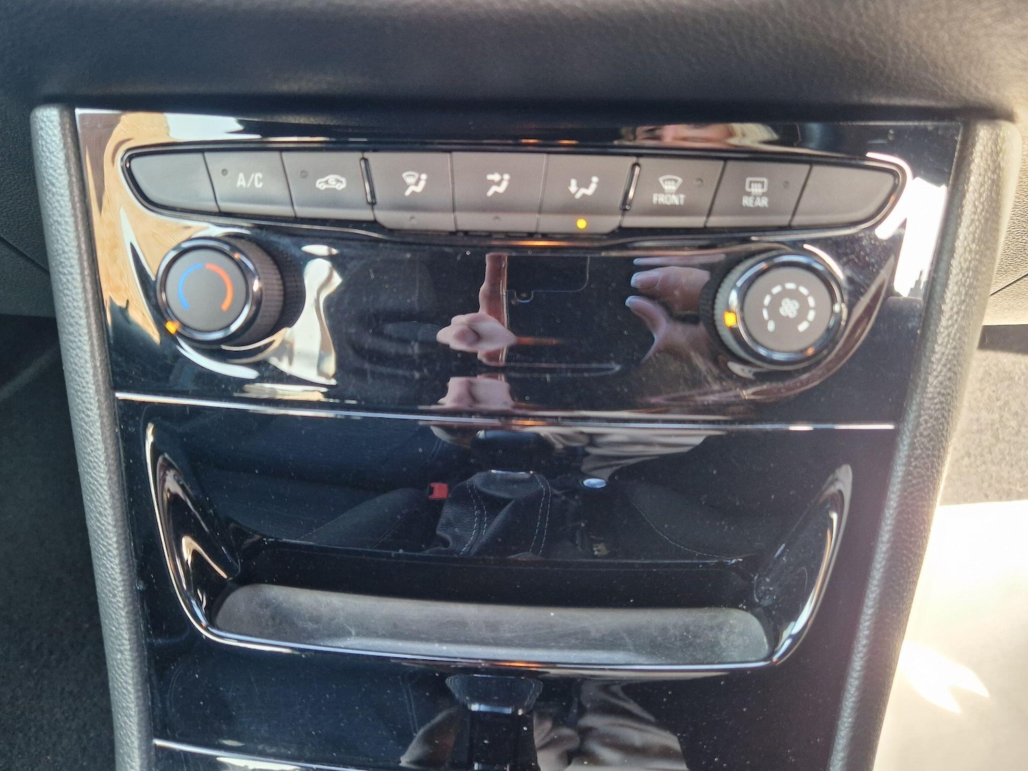 Used Vauxhall Astra for sale - 78136404: Photo 49