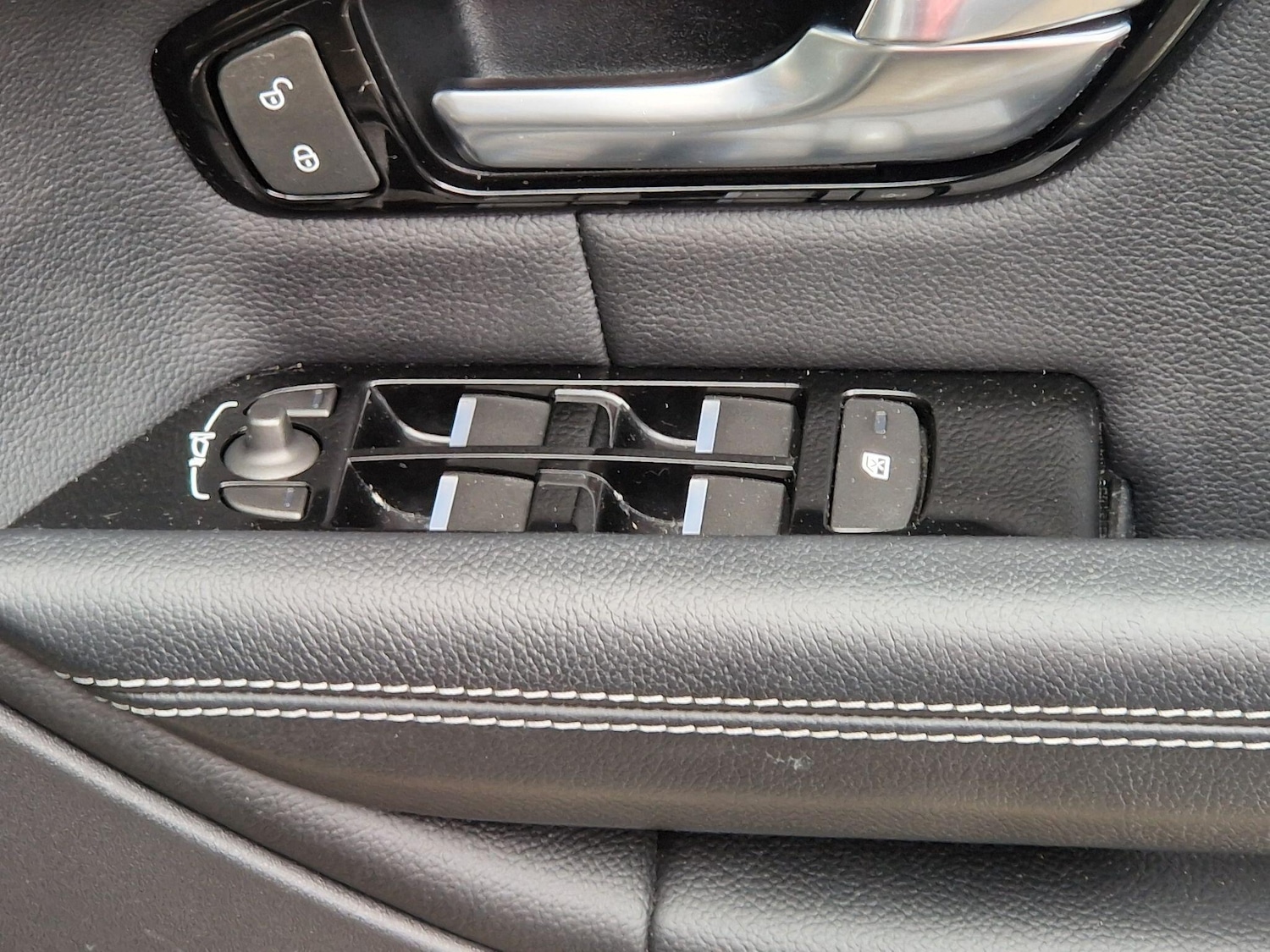 Used Land Rover Range Rover Evoque for sale - 77853219: Photo 33