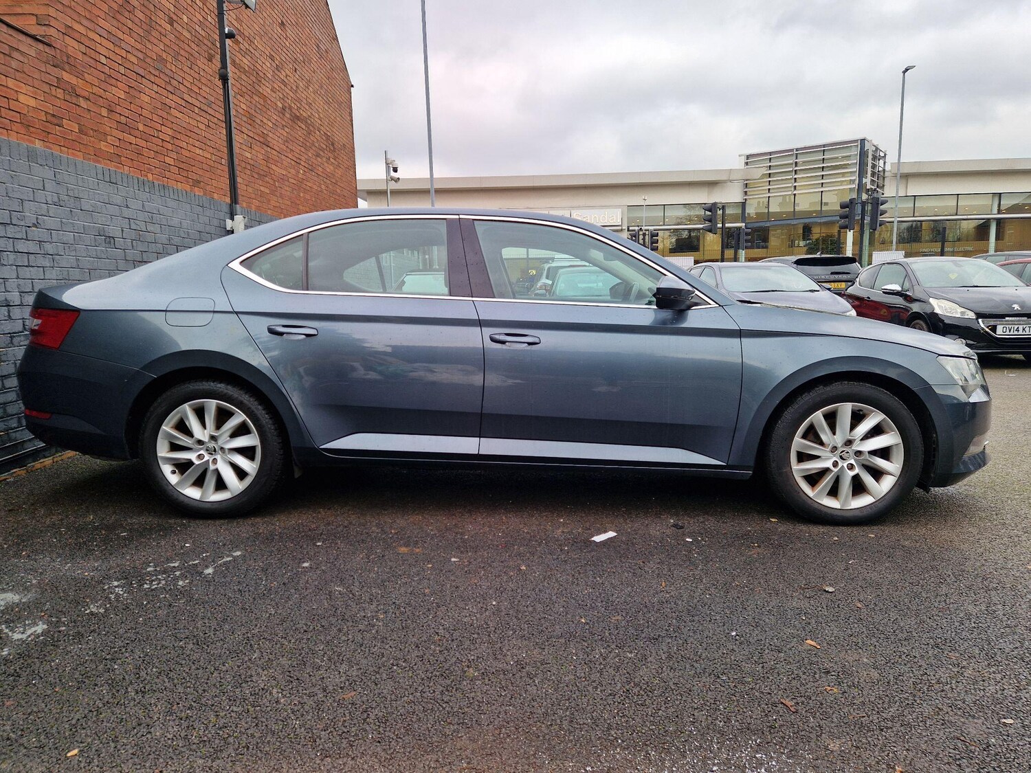 Used Skoda Superb for sale - 77496363: Photo 7