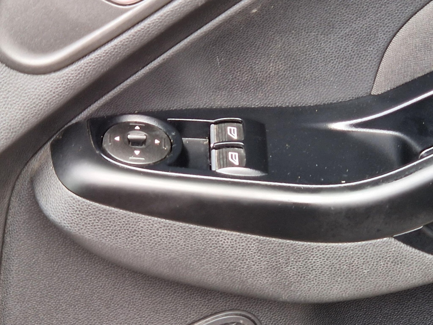 Used Ford Fiesta 2017 for sale - 77993007: Photo 32