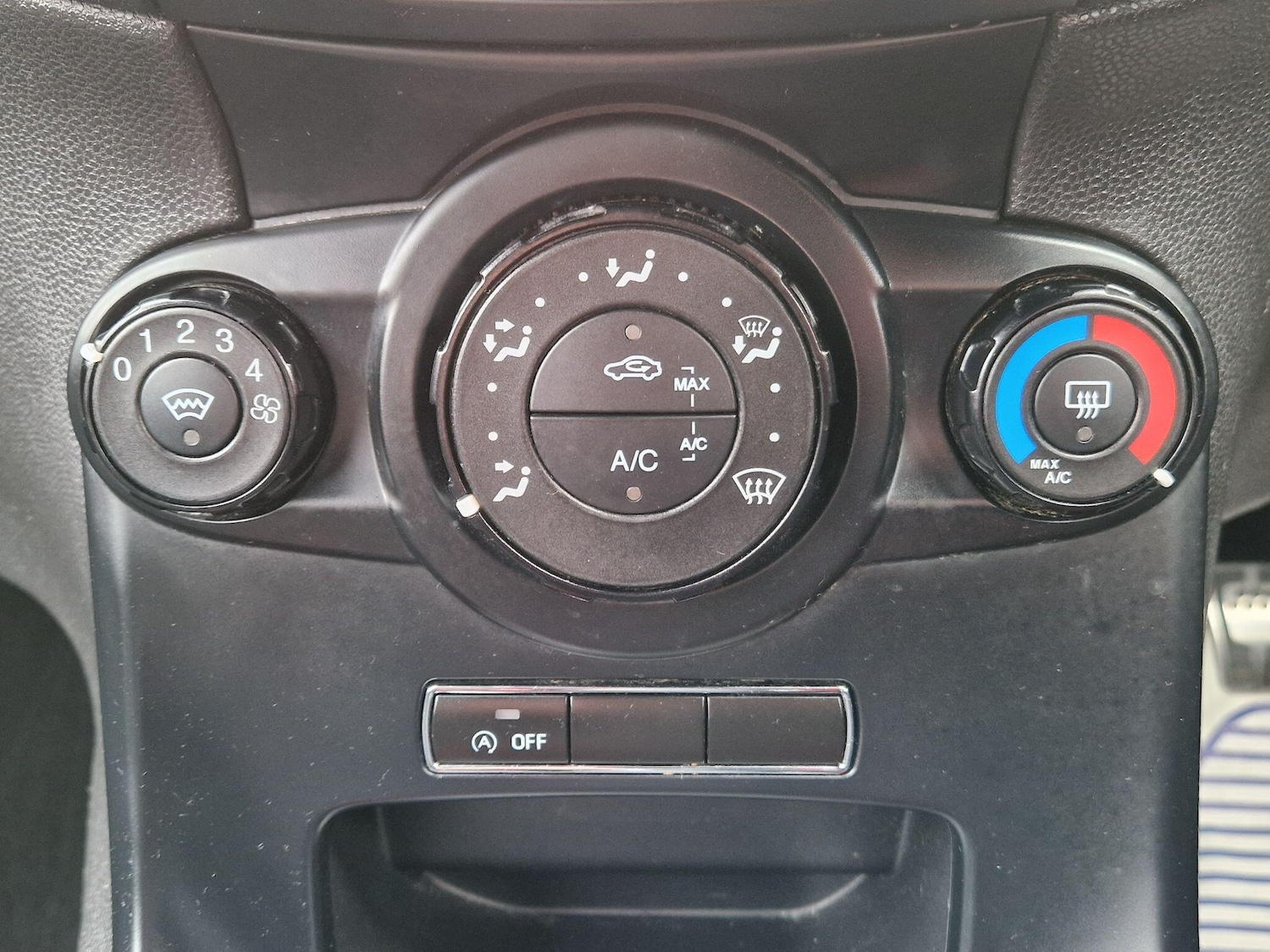 Used Ford Fiesta 2017 for sale - 77993007: Photo 48