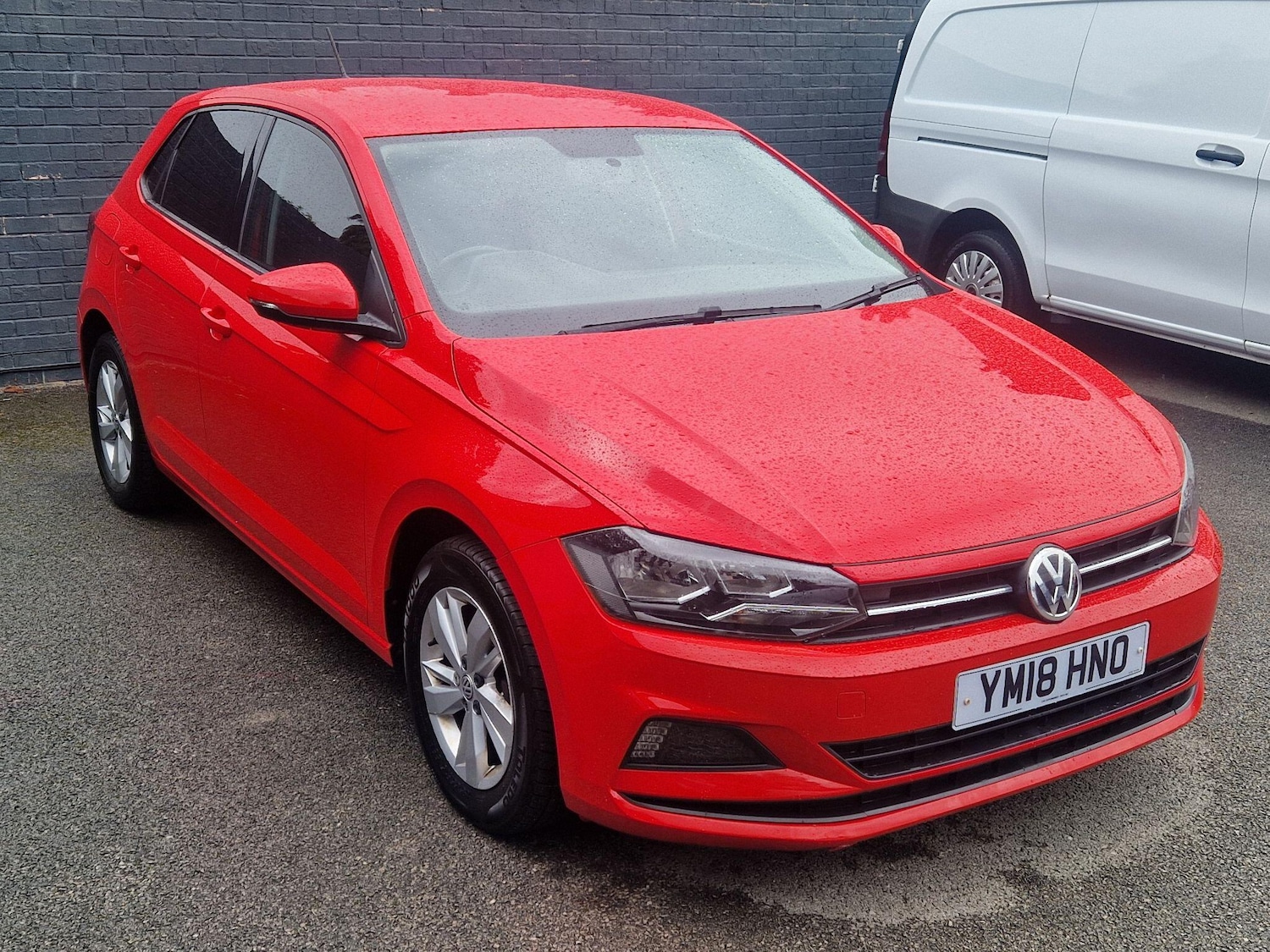 Used Volkswagen Polo 2018 for sale - 76781136: Photo 3