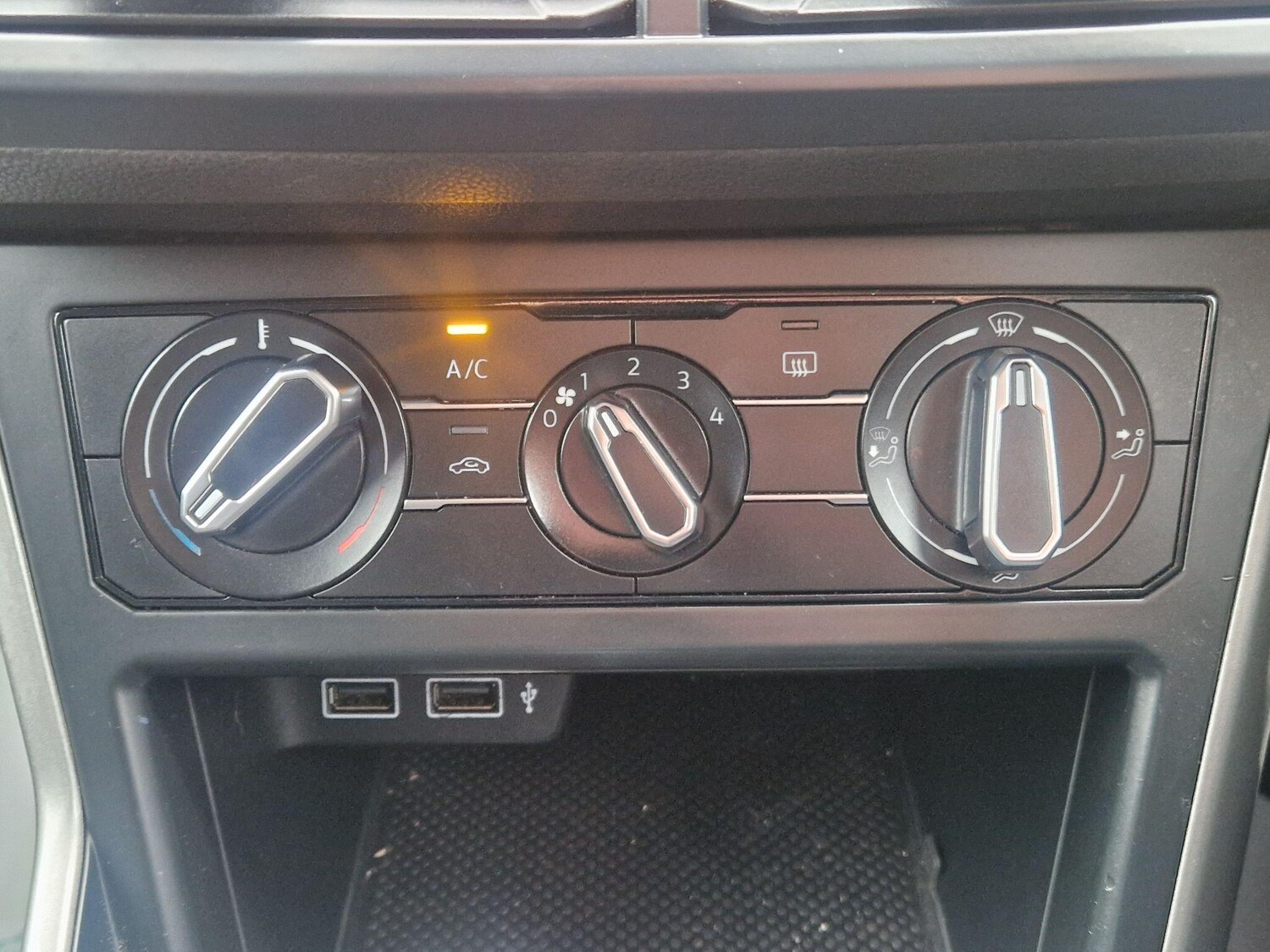 Used Volkswagen Polo 2018 for sale - 76781136: Photo 48