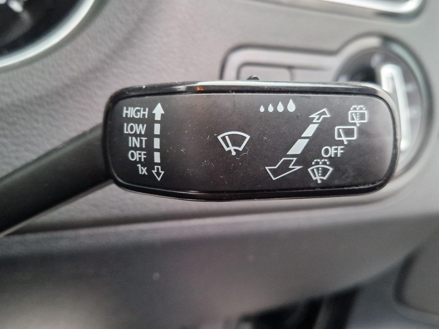 Used Volkswagen Polo for sale - 77216123: Photo 42